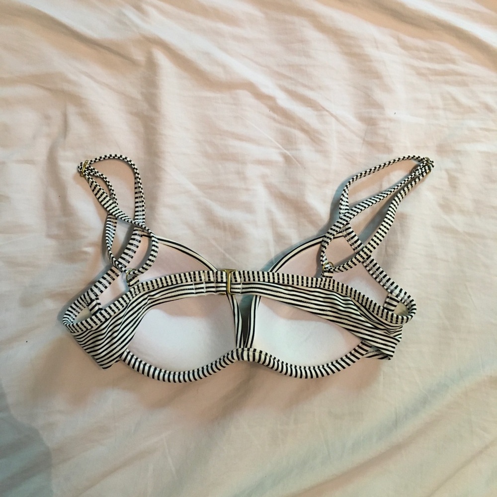 Bikini top - Picture 2 of 2